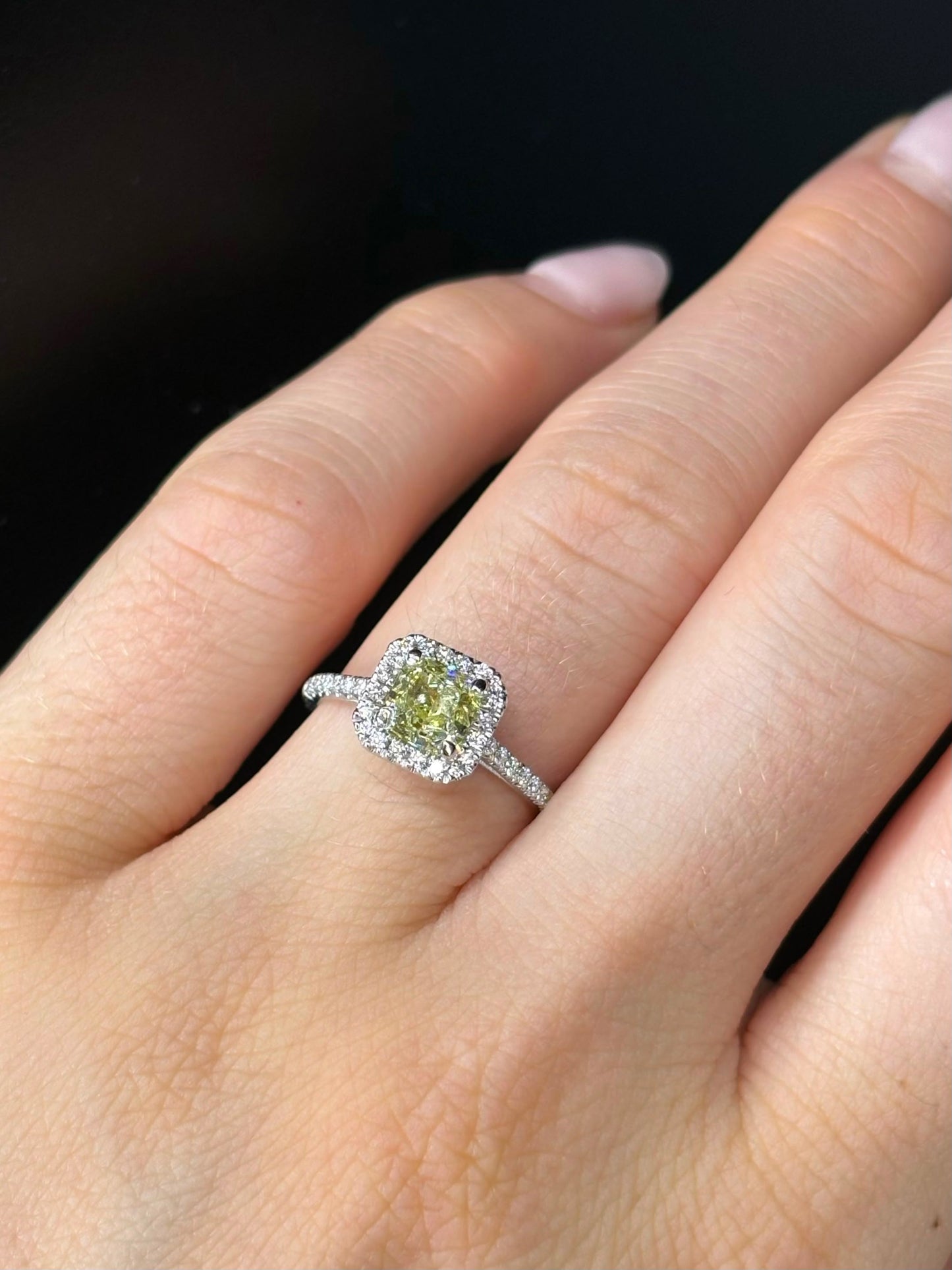 Fancy Diamond Ring 1.01 ct
