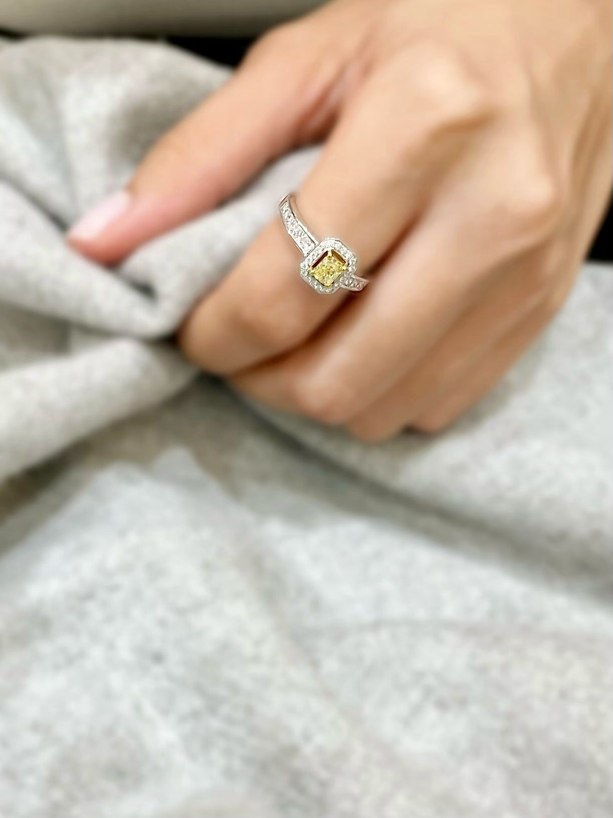 Solitär-Diamantring 1,05 Karat 18 Karat